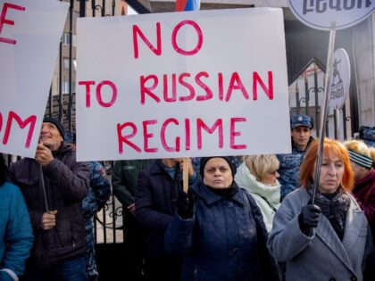 Members of the National Democratic Alliance Party of Armenia held a rally outside the Dele