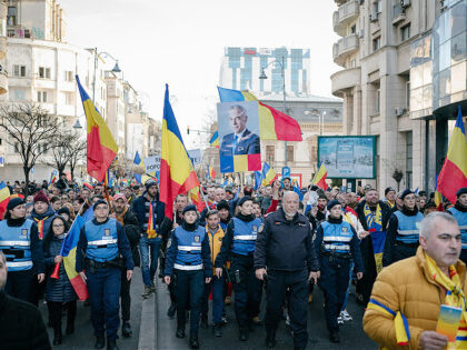 Supporters of pro-Russian candidate Calin Georgescu protest to reverse the constitutional