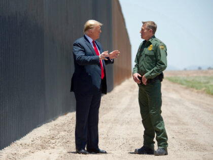 President Donald Trump and Border Patrol Chief Rodney Scott. (FILE: SAUL LOEB/AFP via Gett