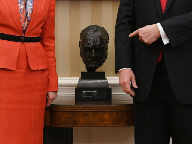 ALTERNATE CROP Prime Minister Theresa May meeting US President Donald Trump by a bust of S