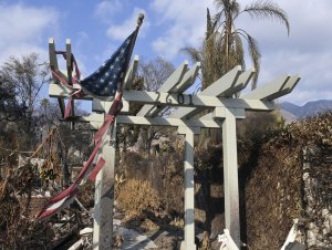 Southern California wildfires rage with hefty Santa Ana winds in forecast